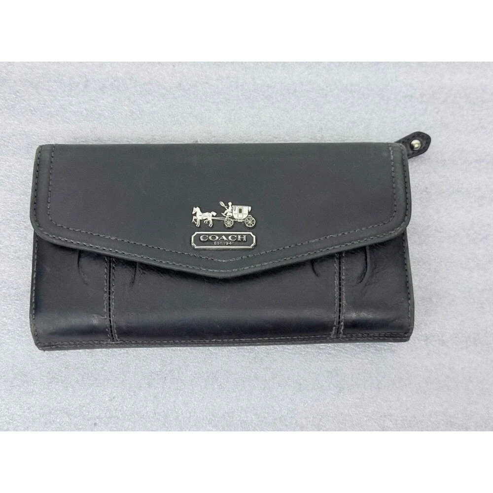 Coach Black Leather  Wallet Organizer  8